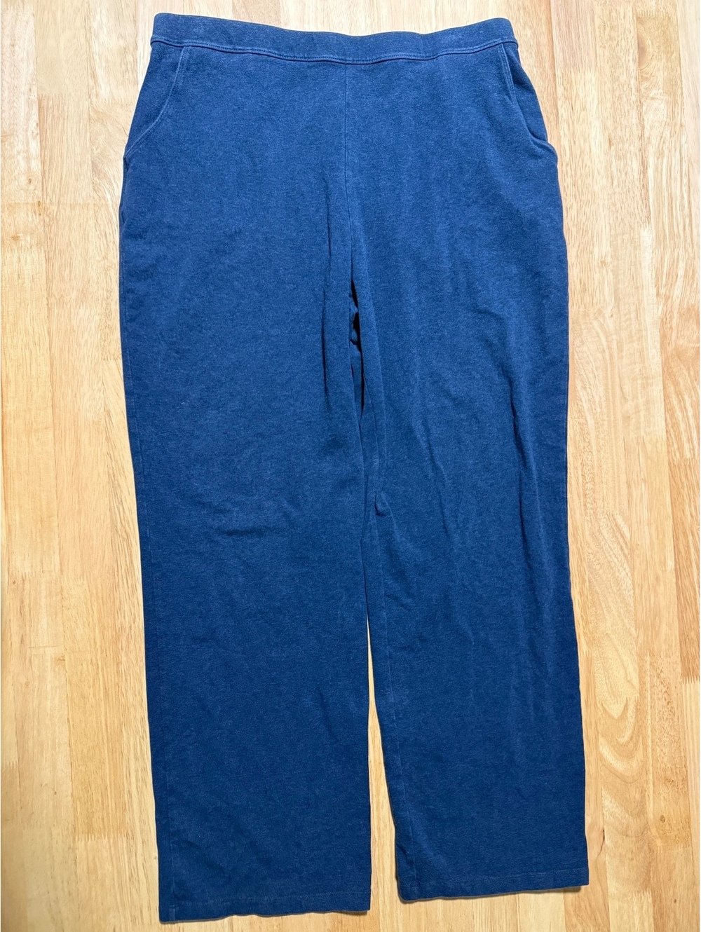 L.L.Bean Women’s Large Petite Perfect Fit Pants Navy Blue Pull On Straight Leg